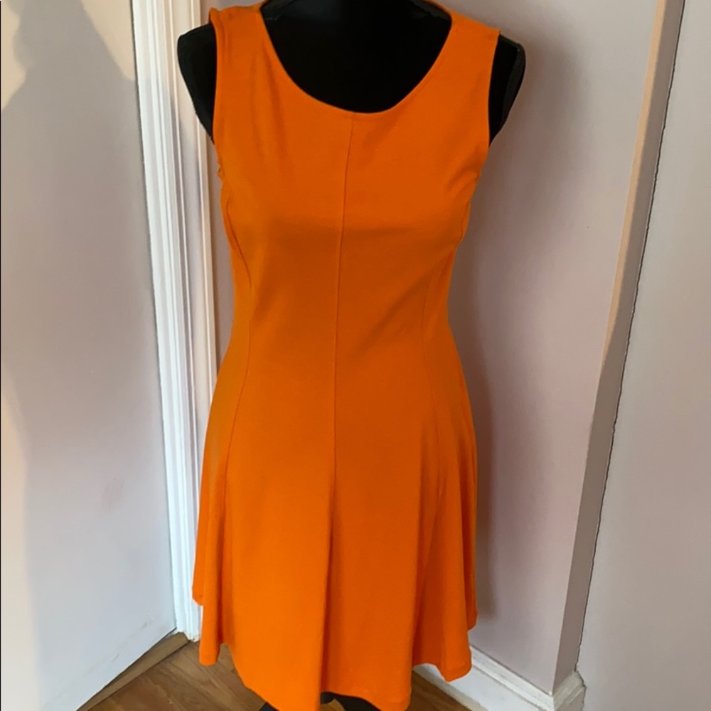 Sleeveless summer dress, fitted top flare bottom